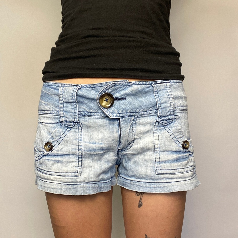 Y2K 00's Style Mossimo Big Button Light Wash Coquette Twee Cottage Mini Shorts 6